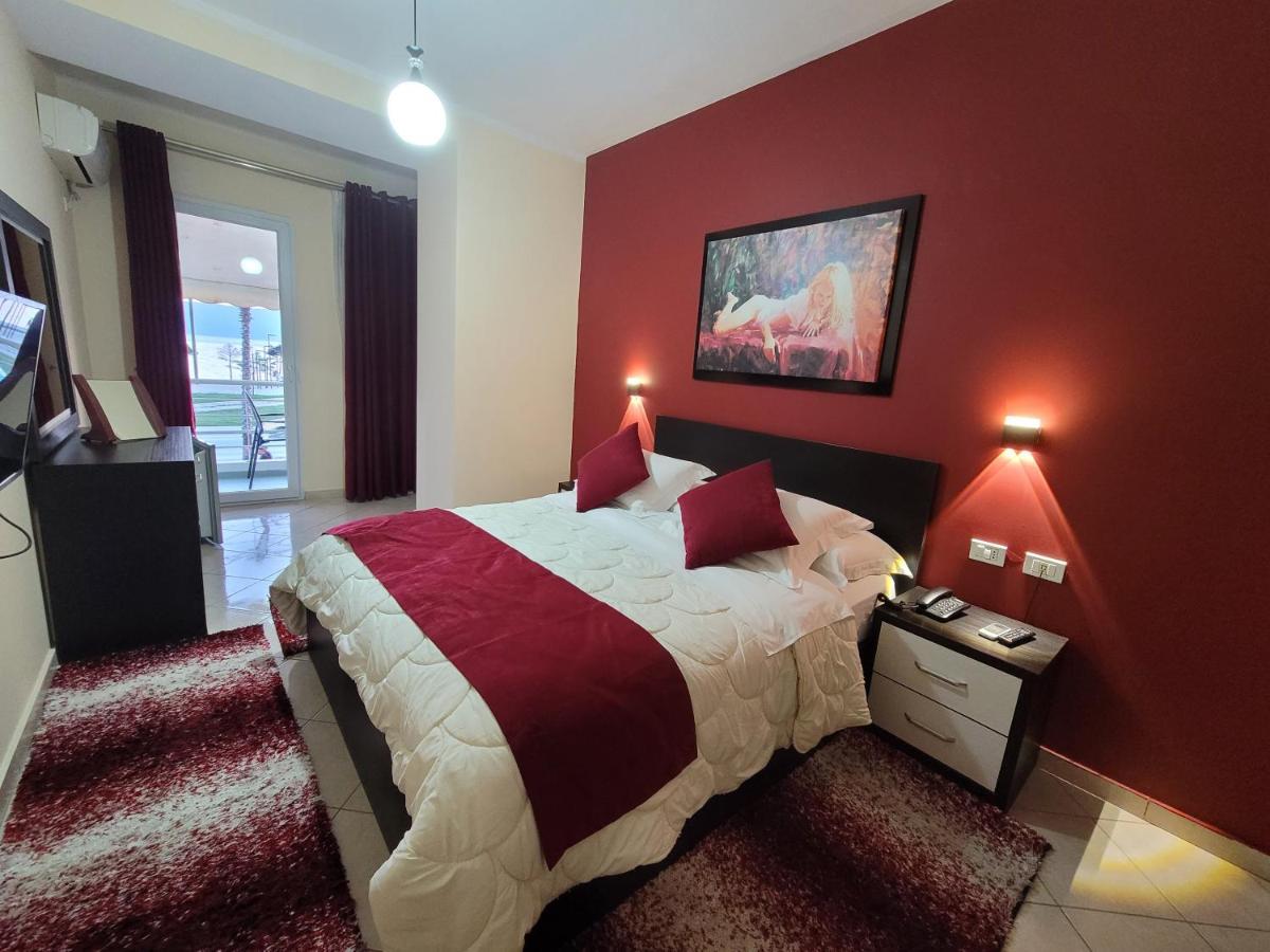 Haris Hotel Vlorë Εξωτερικό φωτογραφία