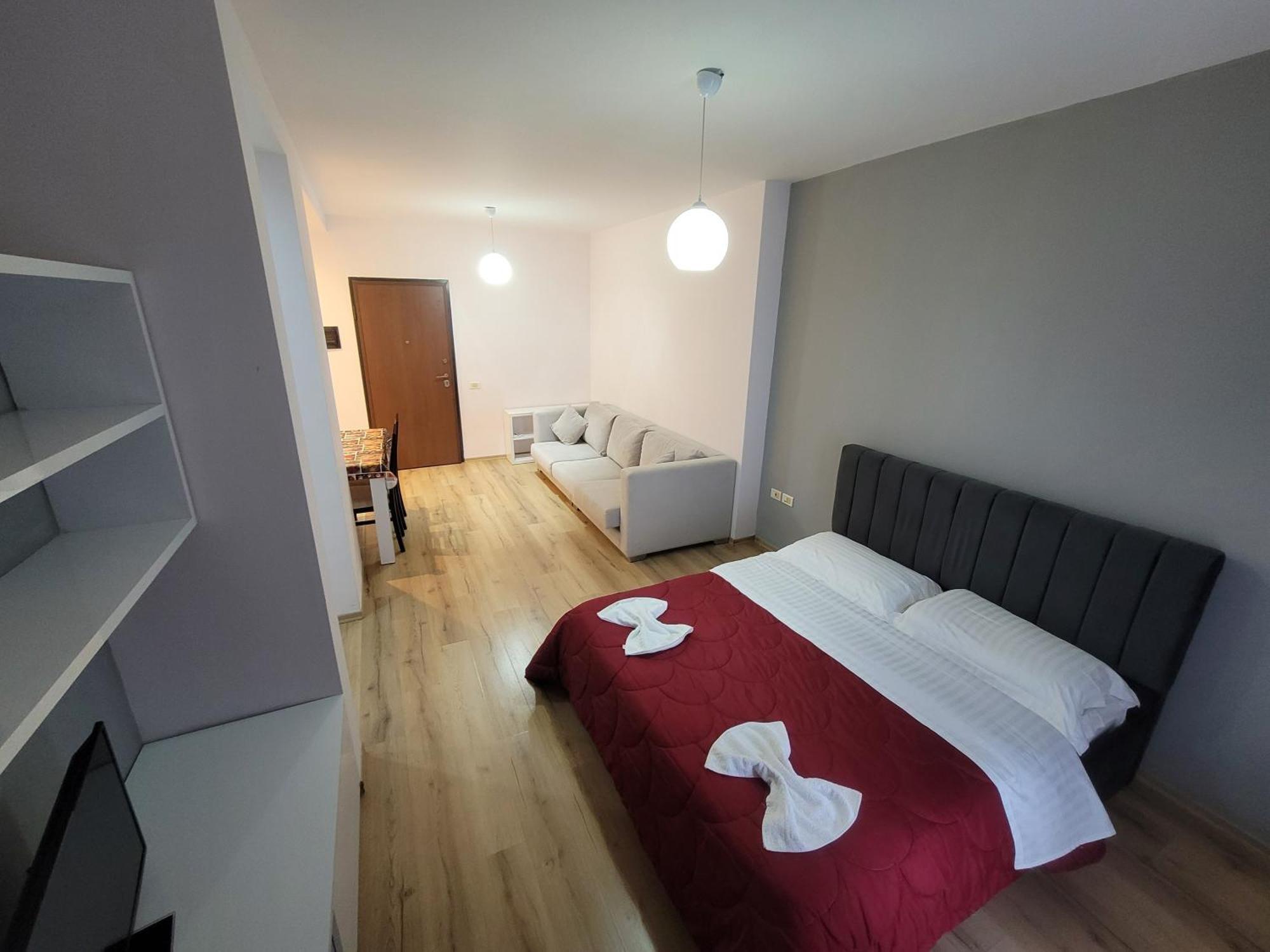 Haris Hotel Vlorë Εξωτερικό φωτογραφία