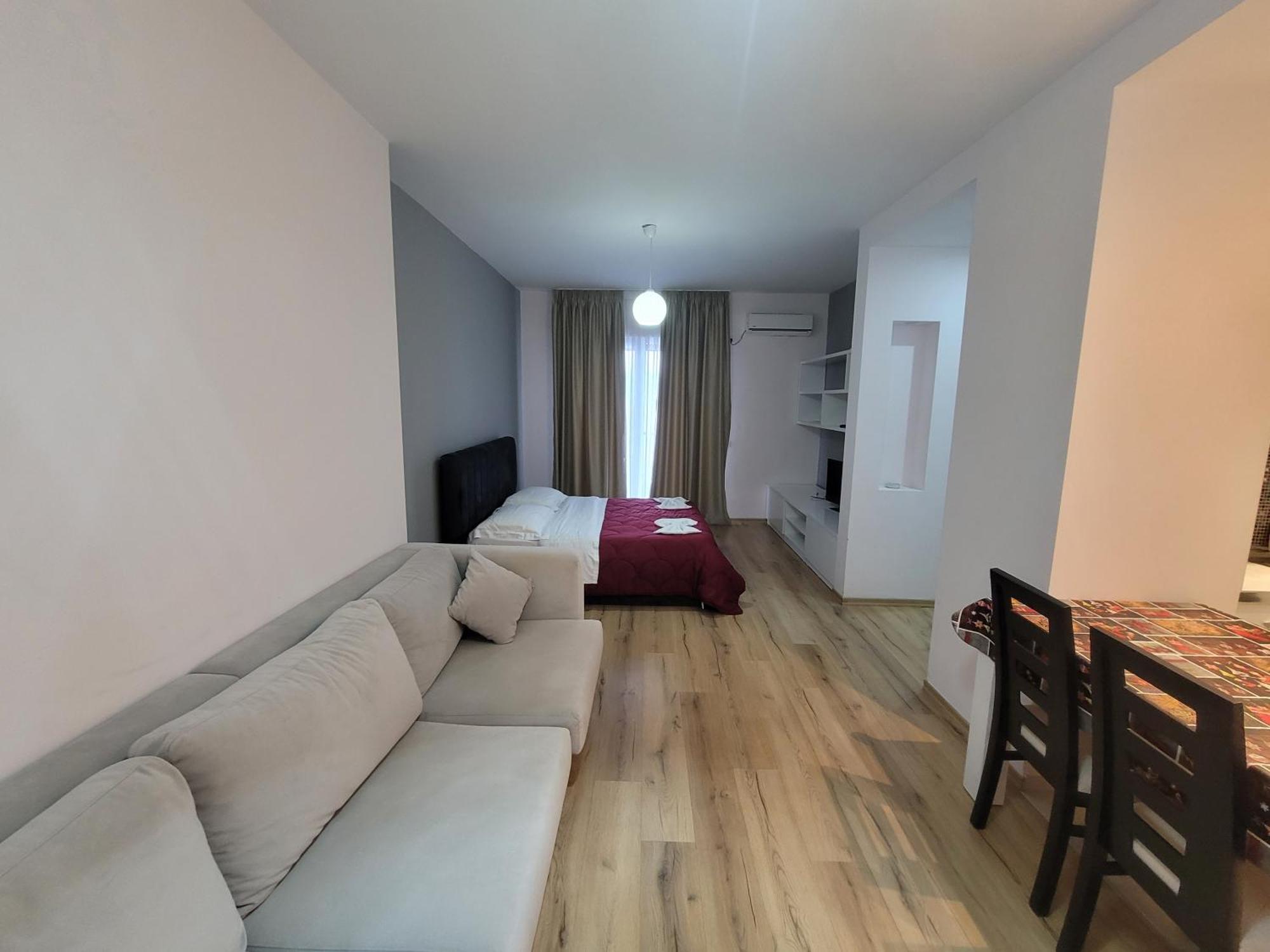 Haris Hotel Vlorë Εξωτερικό φωτογραφία