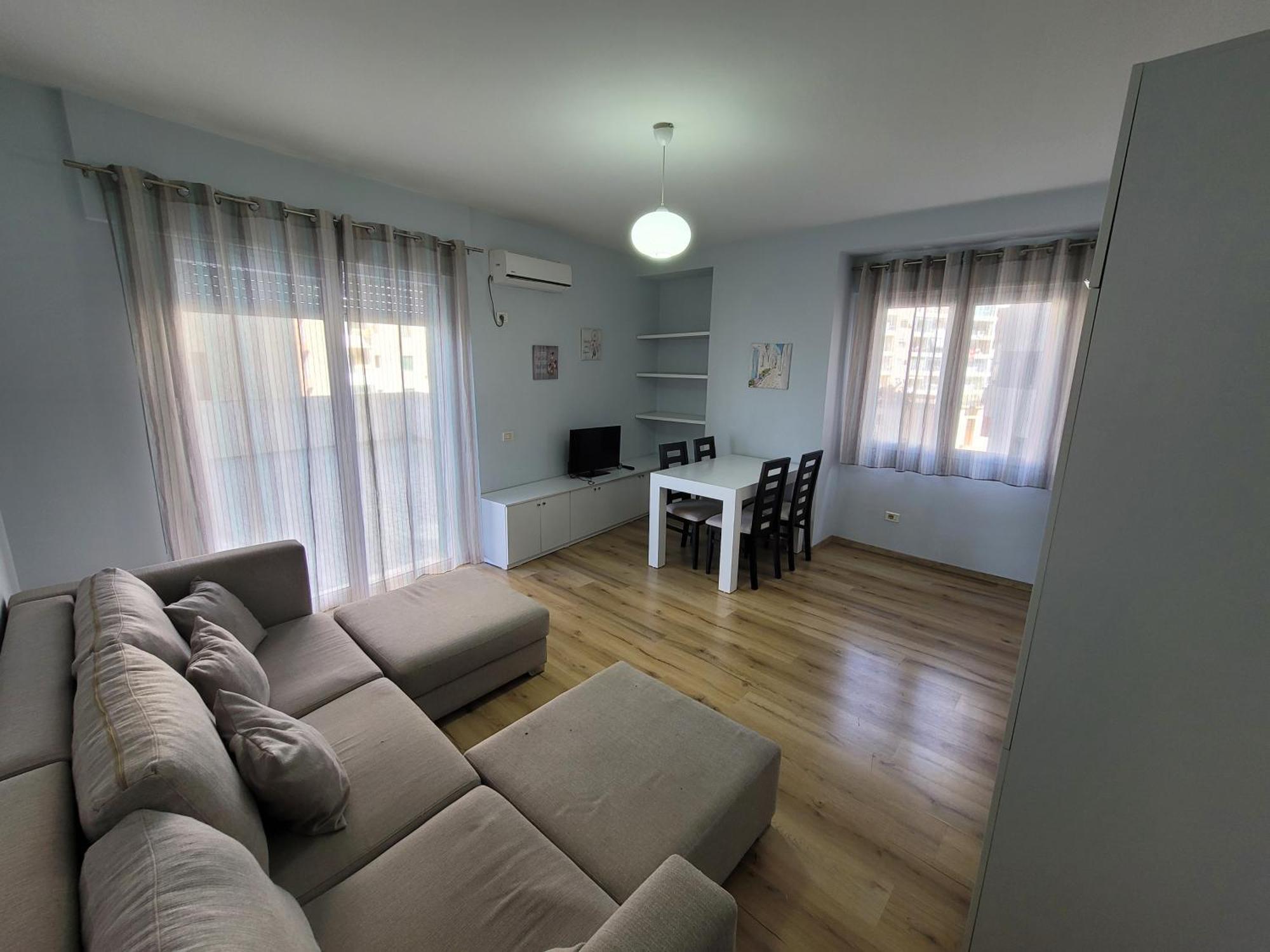 Haris Hotel Vlorë Εξωτερικό φωτογραφία