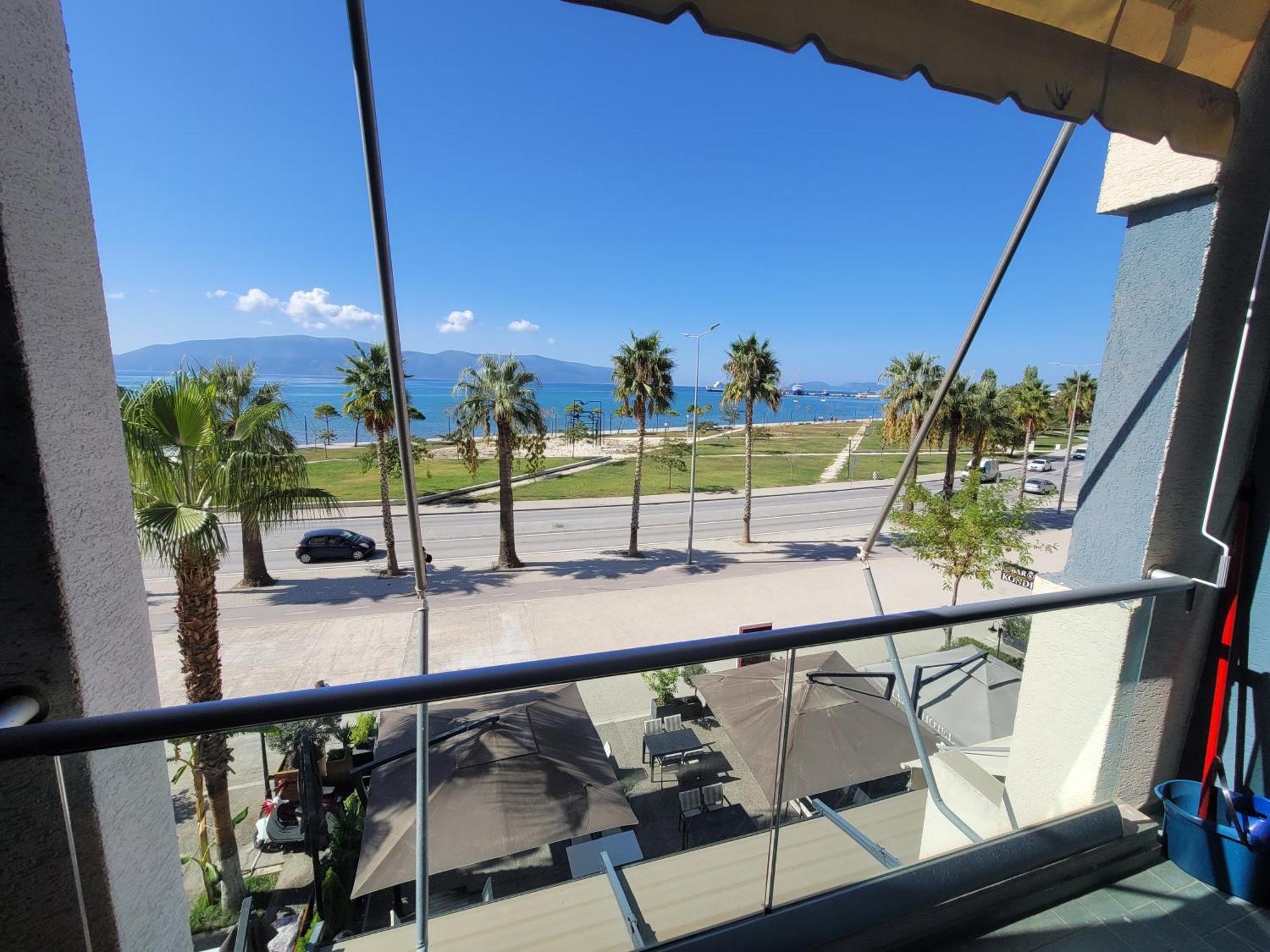 Haris Hotel Vlorë Εξωτερικό φωτογραφία