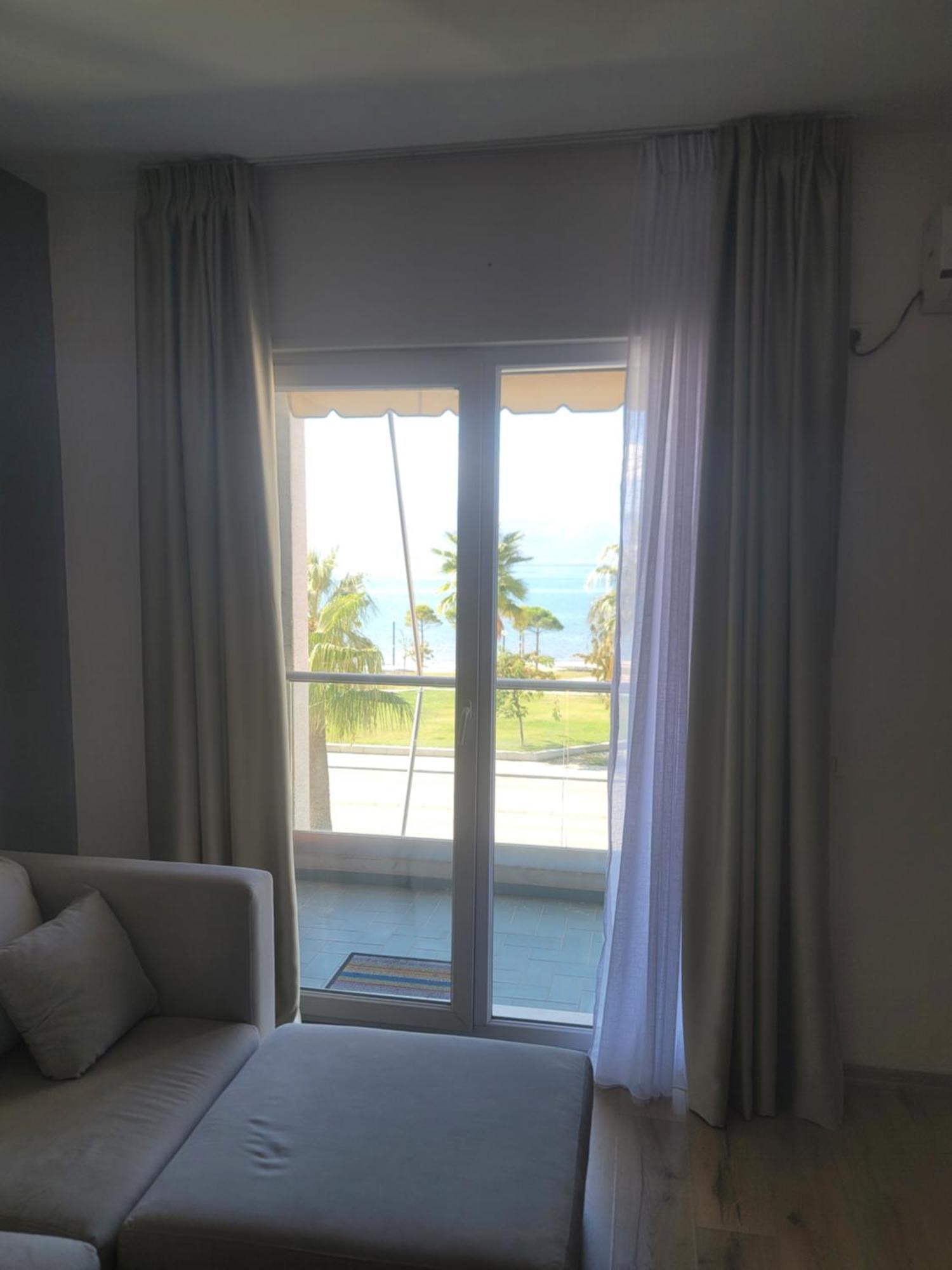Haris Hotel Vlorë Εξωτερικό φωτογραφία