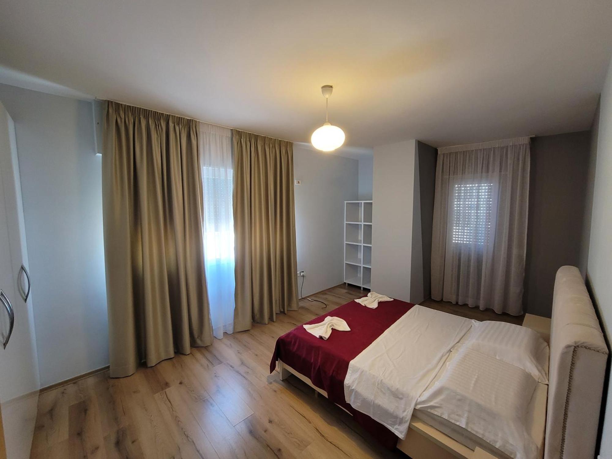 Haris Hotel Vlorë Εξωτερικό φωτογραφία