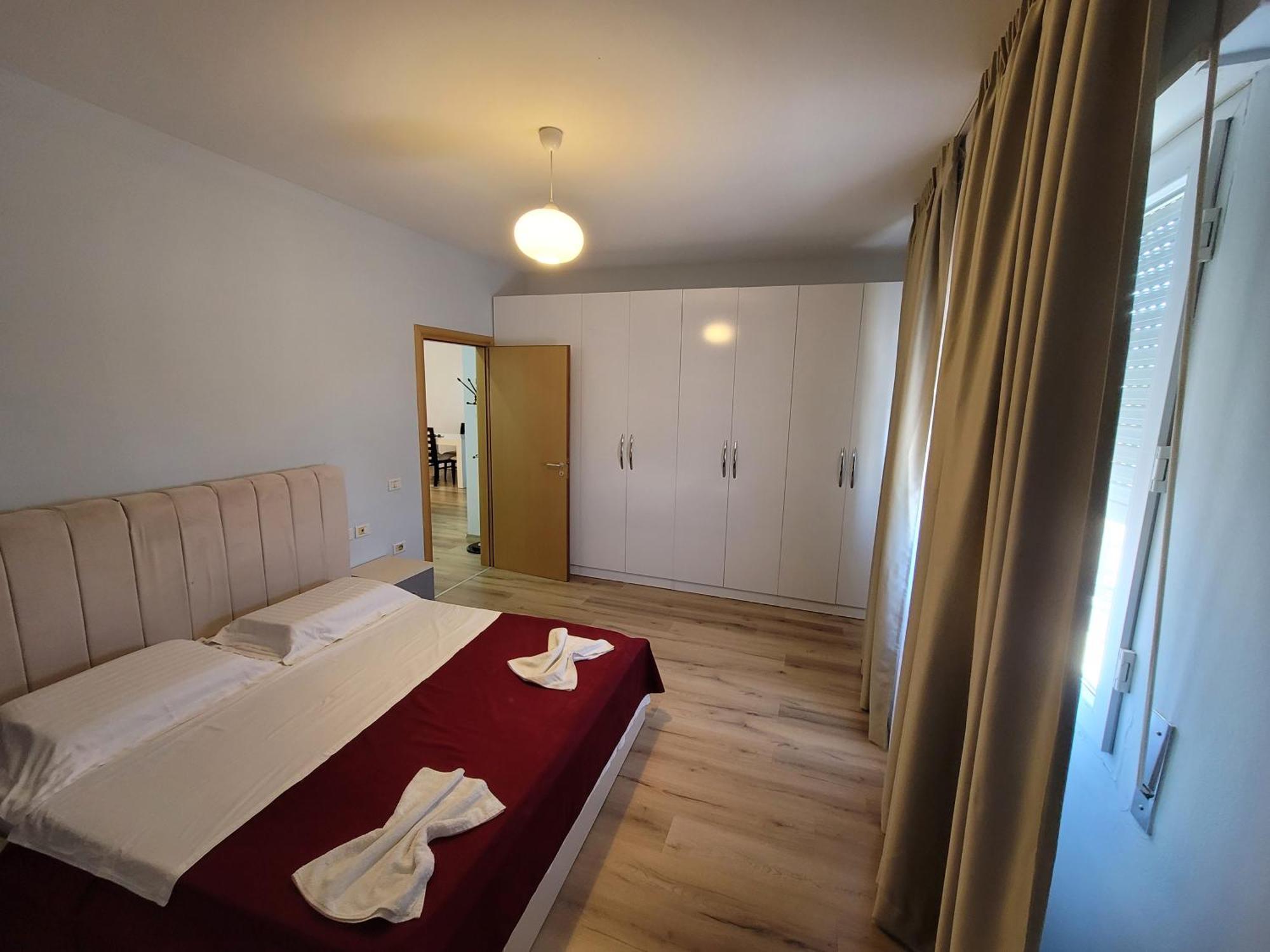 Haris Hotel Vlorë Εξωτερικό φωτογραφία
