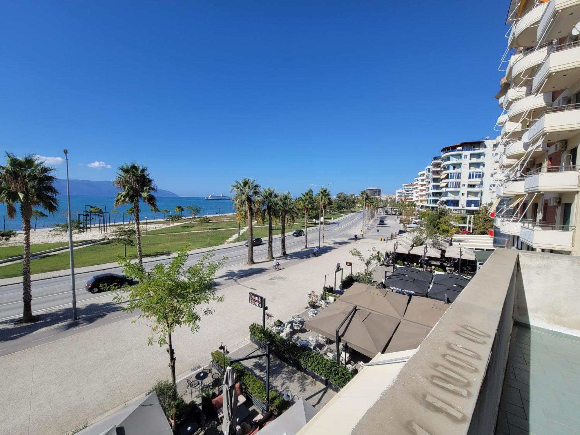 Haris Hotel Vlorë Εξωτερικό φωτογραφία