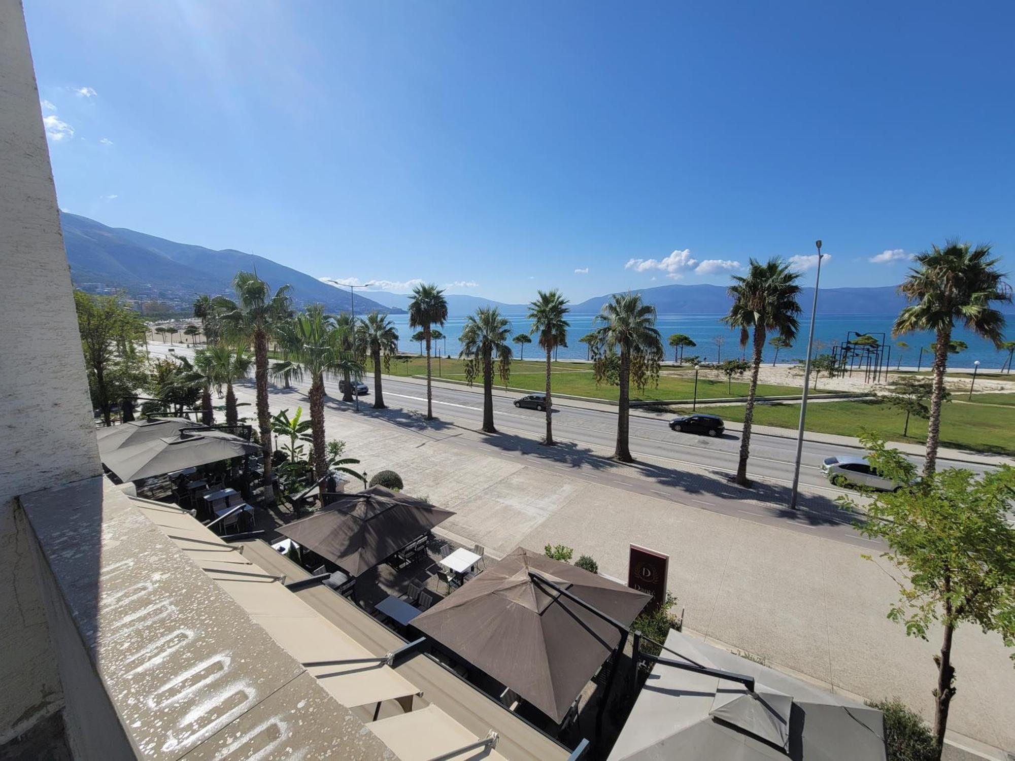 Haris Hotel Vlorë Εξωτερικό φωτογραφία