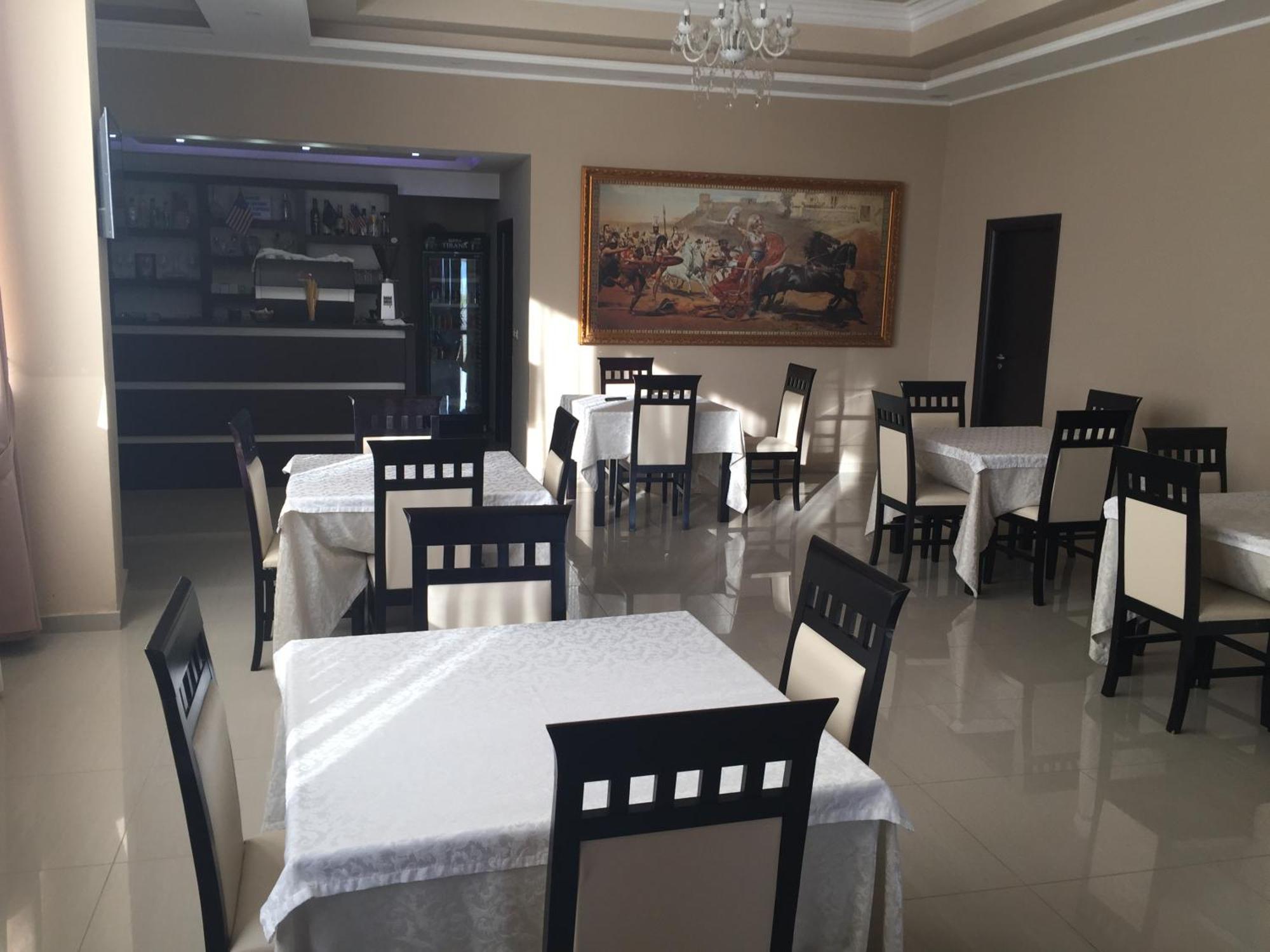 Haris Hotel Vlorë Εξωτερικό φωτογραφία