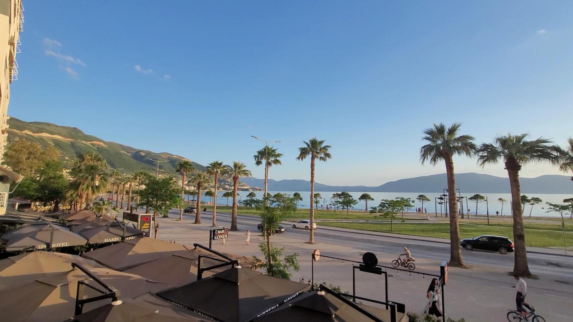 Haris Hotel Vlorë Εξωτερικό φωτογραφία