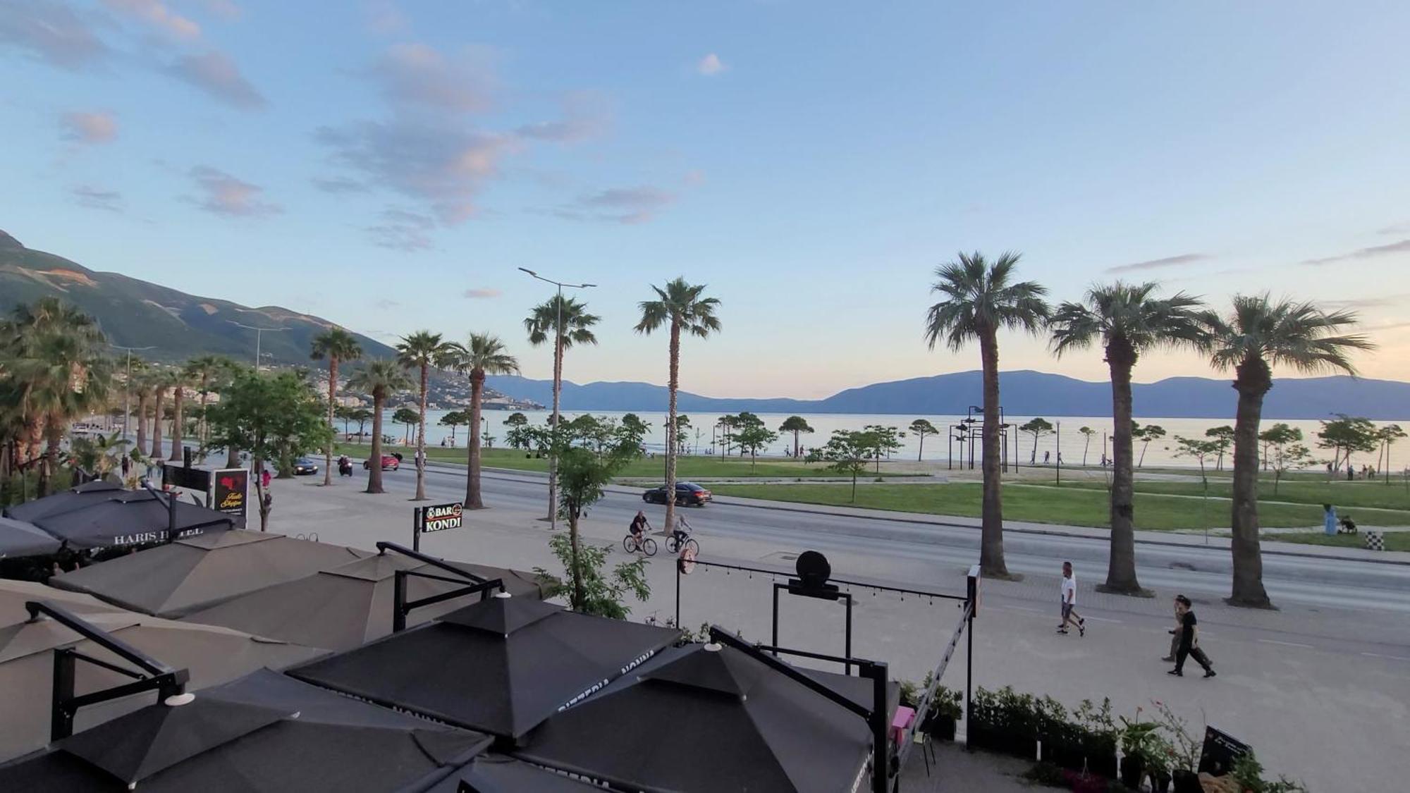 Haris Hotel Vlorë Εξωτερικό φωτογραφία