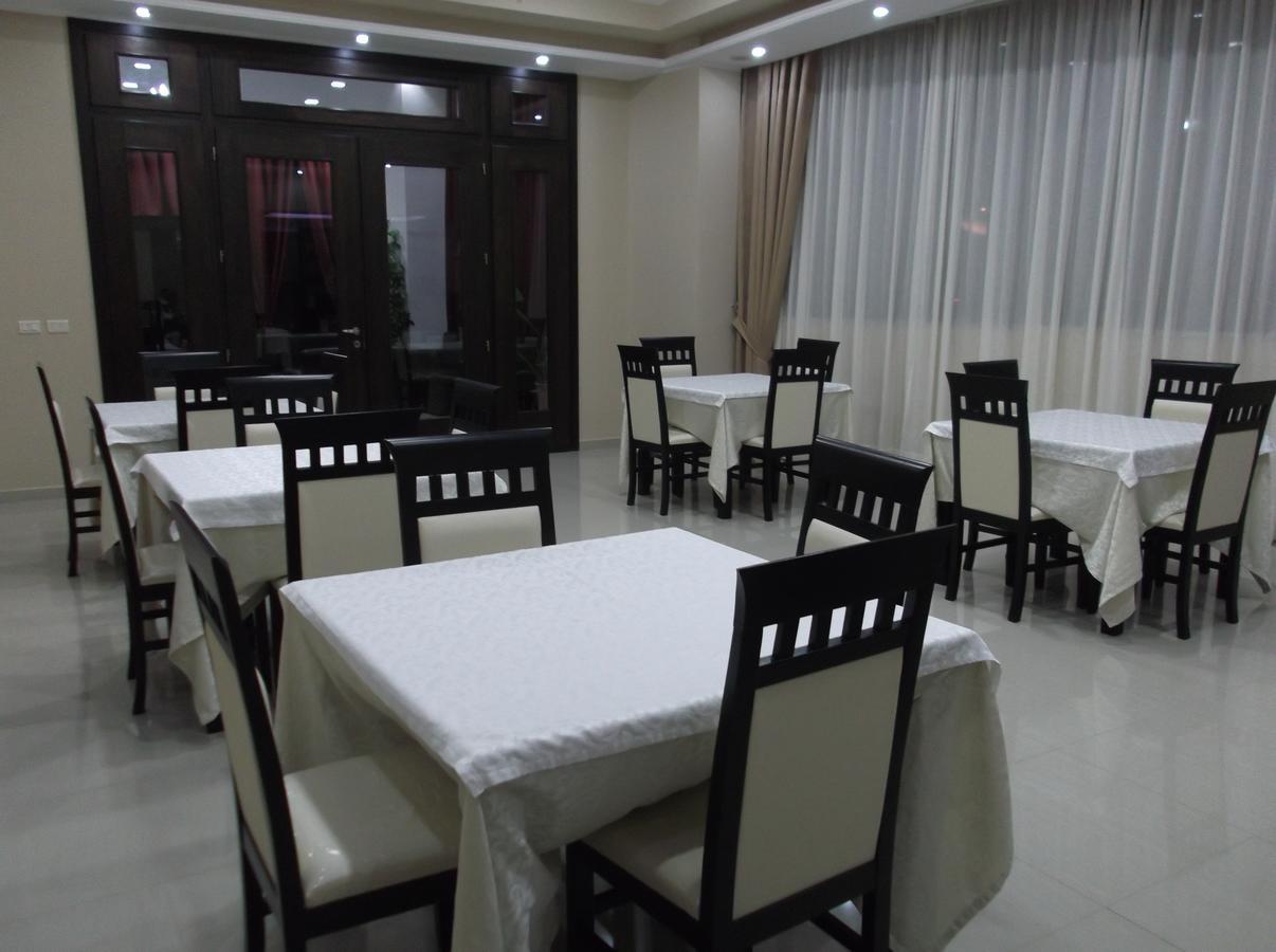 Haris Hotel Vlorë Εξωτερικό φωτογραφία