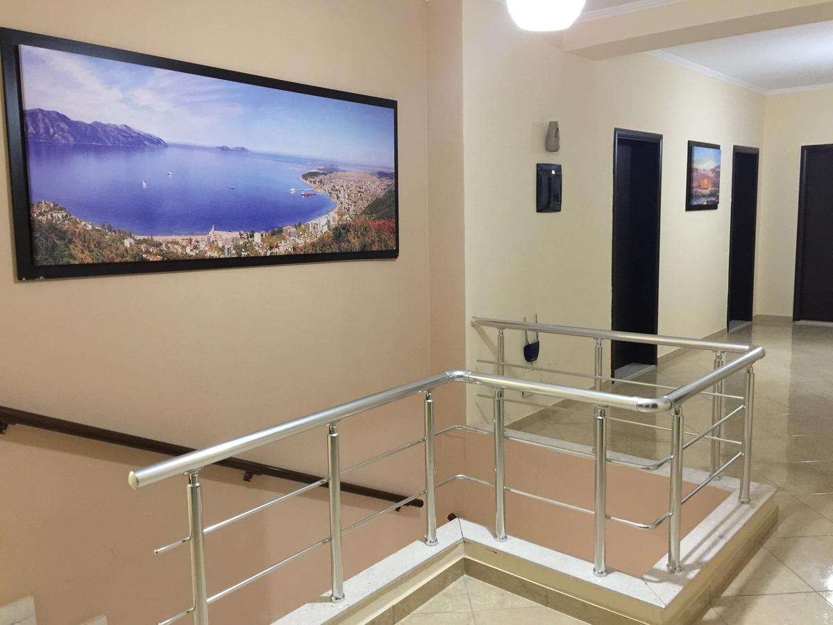 Haris Hotel Vlorë Εξωτερικό φωτογραφία